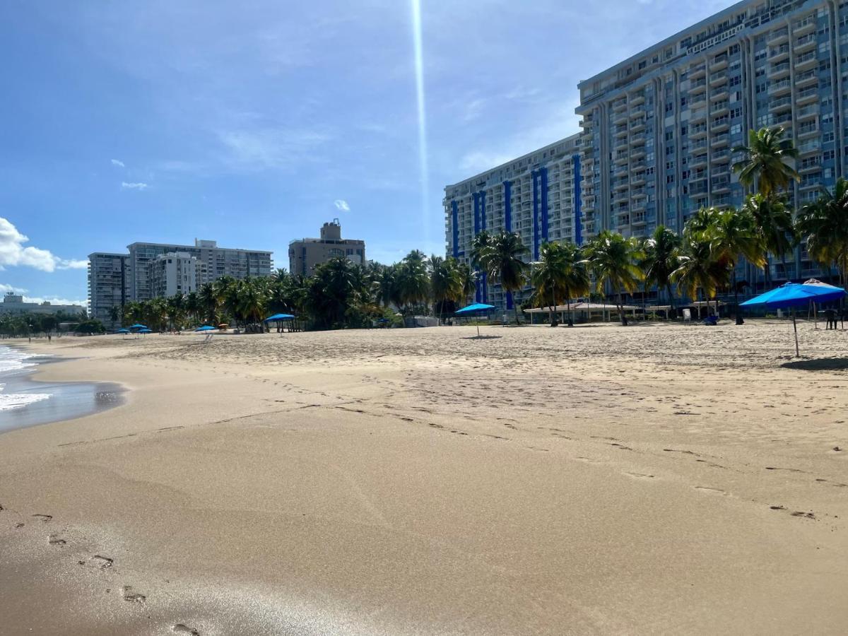 Isla Verde Frente A La Playa Y Piscina, Centrico Y Accesible Сан-Хуан Екстер'єр фото