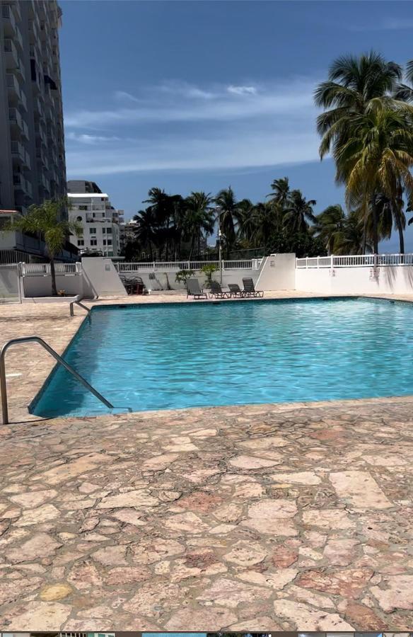 Isla Verde Frente A La Playa Y Piscina, Centrico Y Accesible Сан-Хуан Екстер'єр фото
